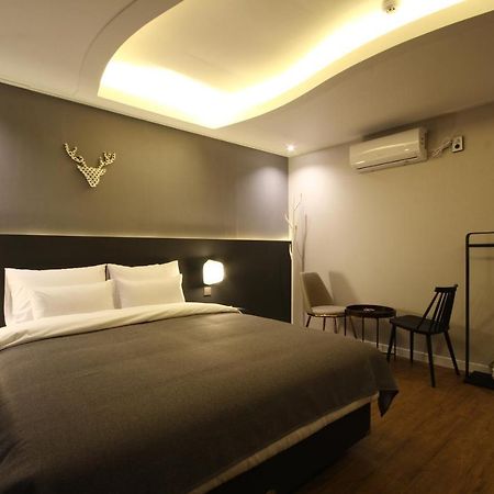 Hotel Asome Gimhae Екстериор снимка